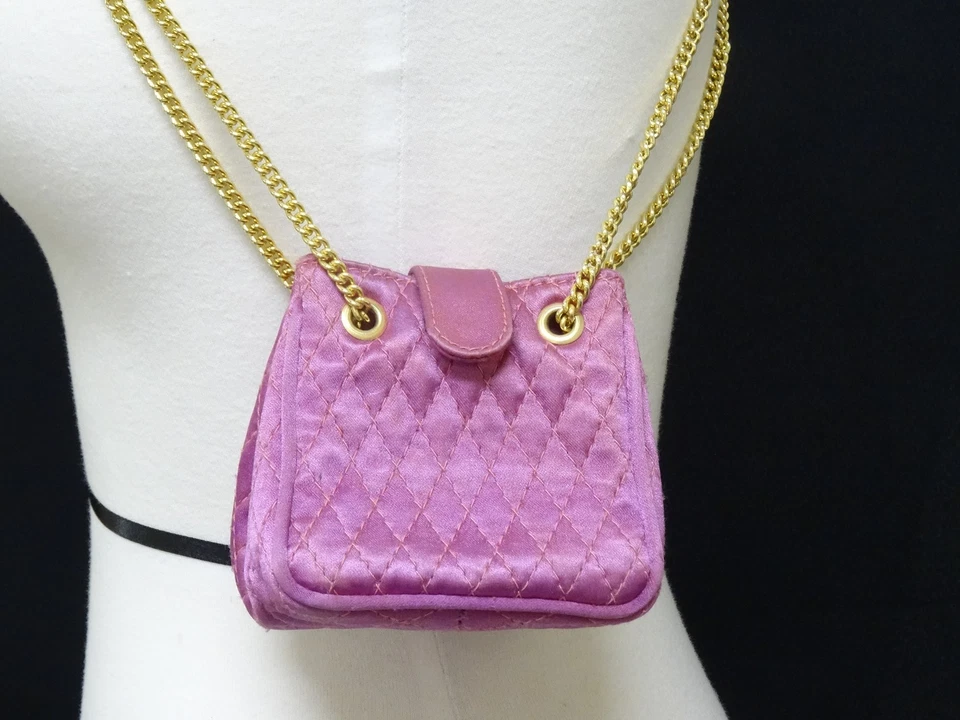 MINI BOLSO DE MANO ACOLCHADO ROSA CHARLES JOURDAN AÑOS 70 VINTAGE con CORREA DE ESLABONES DE CADENA DE LATÓN Foto 3 de 4