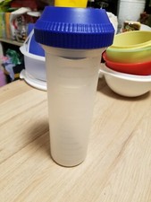 TUPPERWARE Mix Max Fix Schüttelbecher Trinkbecher 750ml. Blau Shaker Kanne