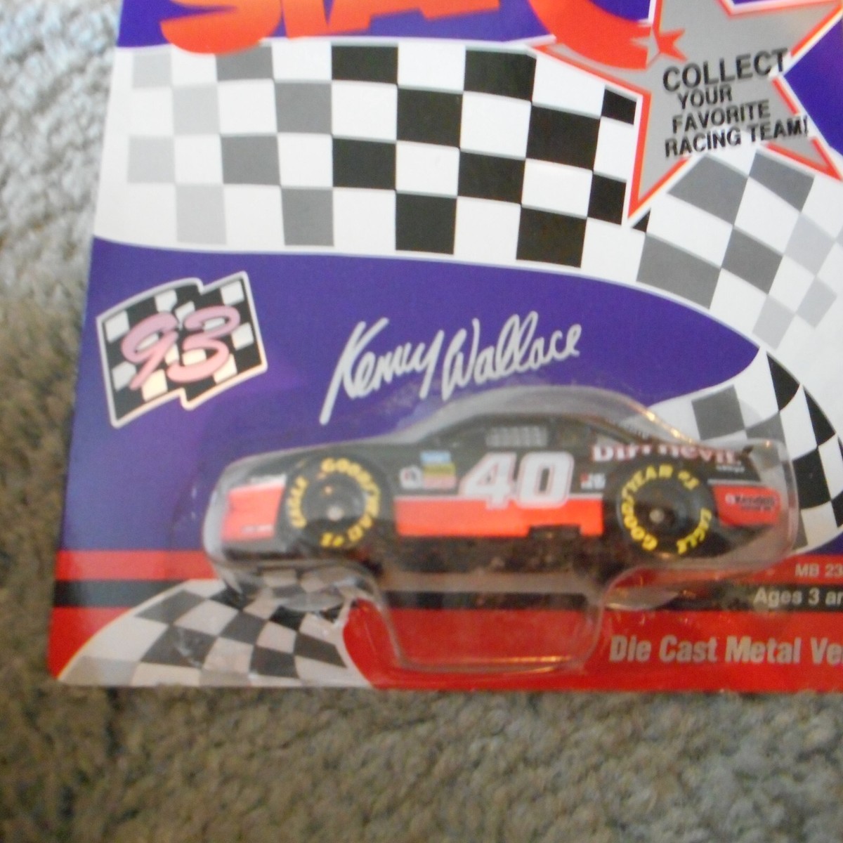 Kenny Wallace #40 Dirt Devil Rookie 1993 Pontiac Grand Prix