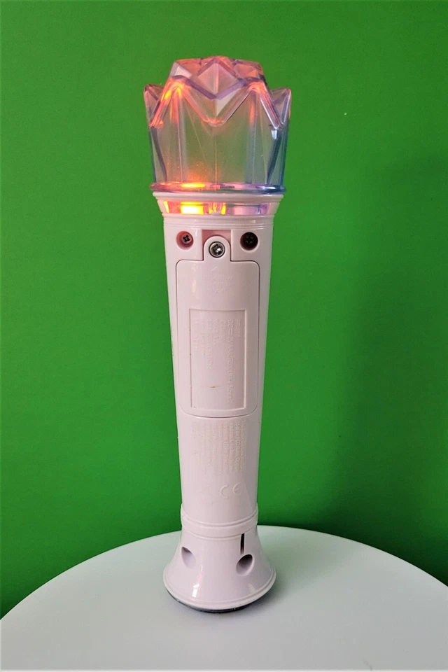 Micrófono Disney Frozen 2 con luces intermitentes de música incorporadas Foto 3 de 3