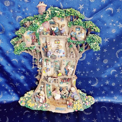 The Boyd's Bears Treehouse Wall Plaque Tabletop Display Sulpture