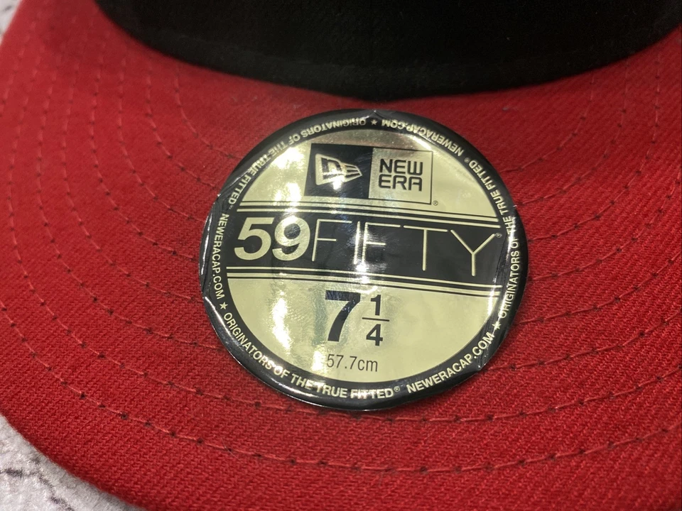 Cincinnati Reds ALT New Era MLB On-Field 59FIFTY Sombrero Ajustado Talla 7 1/4 EE. UU. Y2K Foto 2 de 4