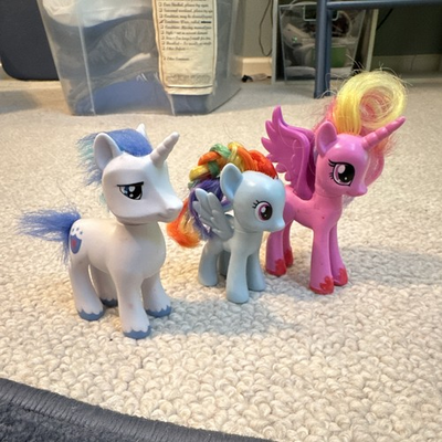 #ad 3 Pack Rainbow Dash Shining Armor and Princess Cadance Pony Figures $12.34