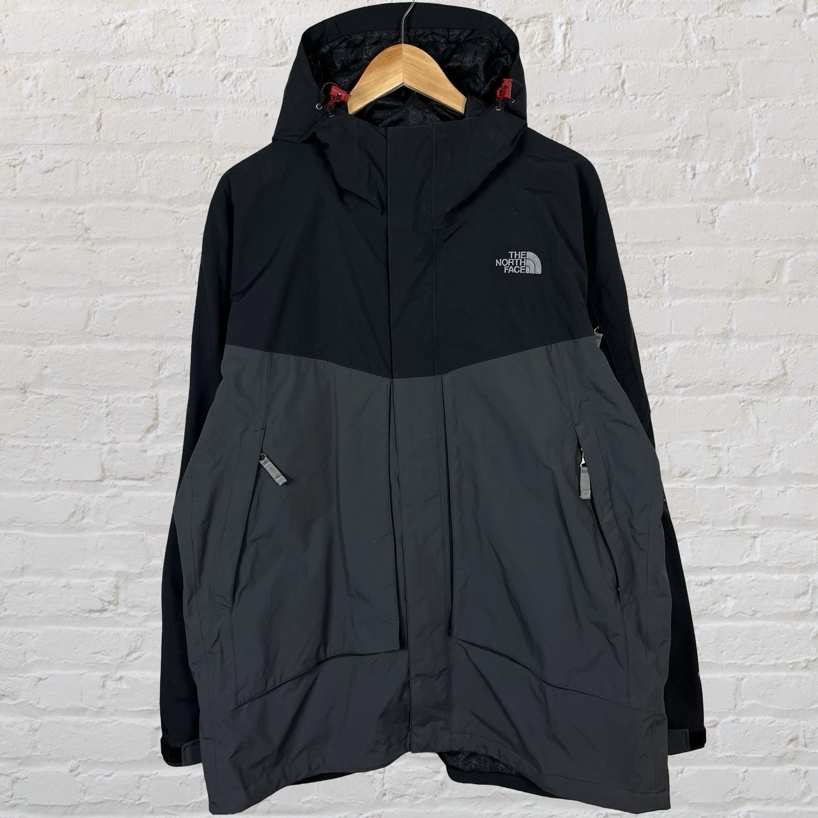 The North Face Jacket Mens XL Black Gray Ski Snow Parka Waterproof Full Zip