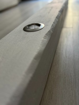 Kunstbalken aus Styroporholz mit LED Strahlern Länge 100 cm. L22xH20
