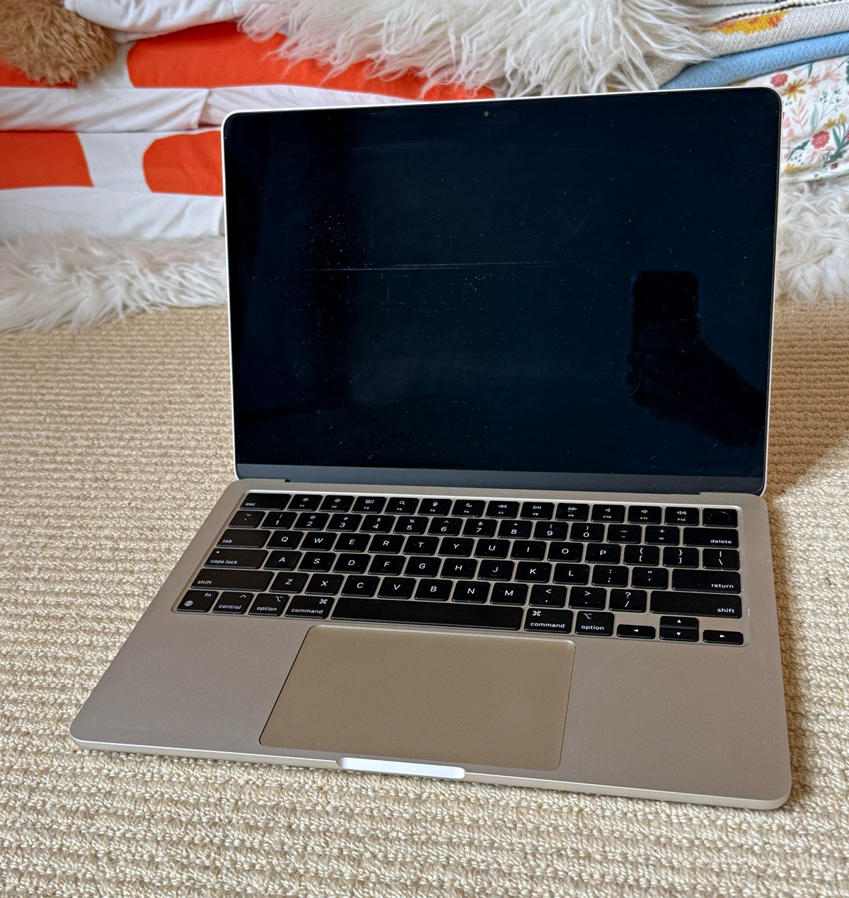 13.6-inch MacBook Air (M2, 2022)