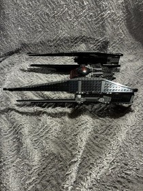 LEGO Star Wars Kylo Ren's TIE Fighter 75179 with Minifigures