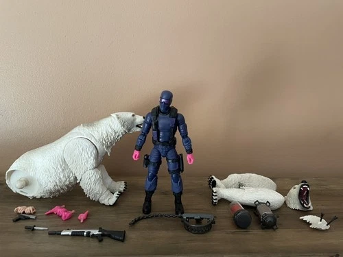 G.I. Joe Classified Action 6” Figure Deluxe Polar Bear & Snake Eyes  Complete