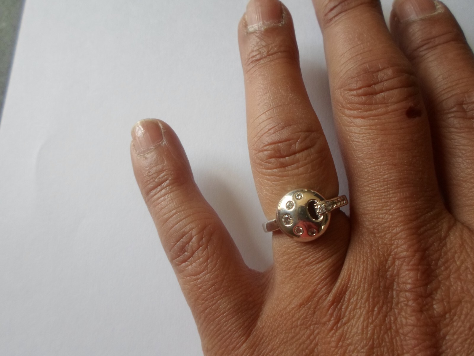 solid silver ring, zirconium, openwork circle, si… - image 1