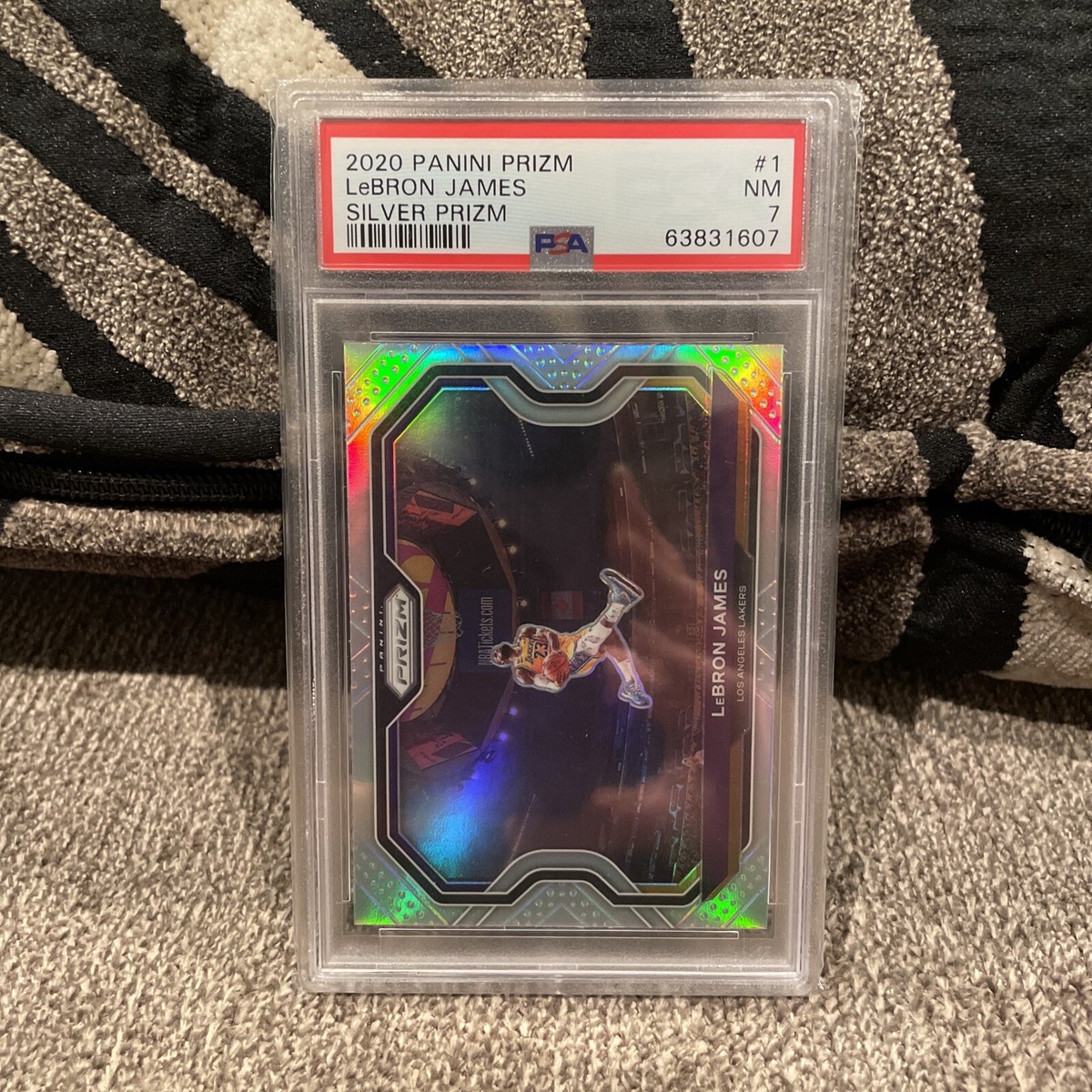 25+ 2020-21 Panini Prizm - LeBron James #1 Silver Prizm Kobe