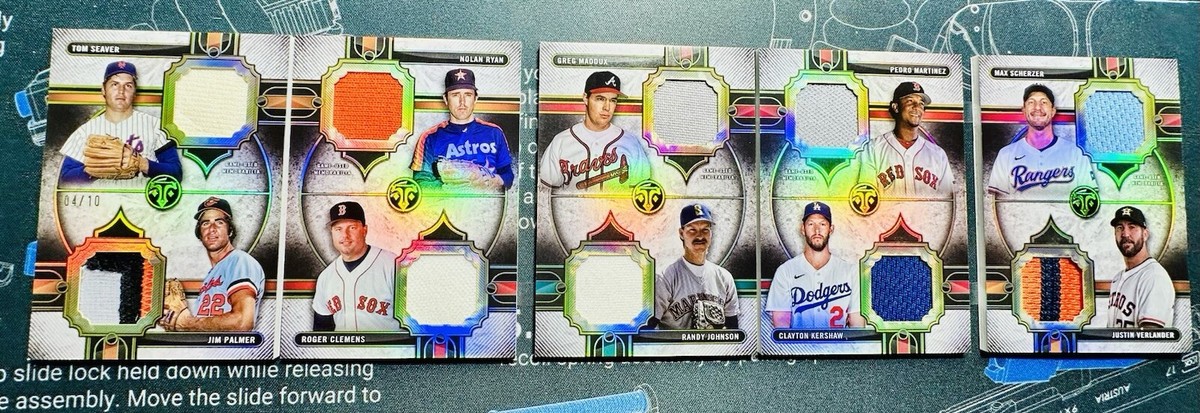 イチロー TRIPLE THREADS RELICS LEGEND 2024 Topps Triple Threads Deca Patch Relic Book Card 04/10