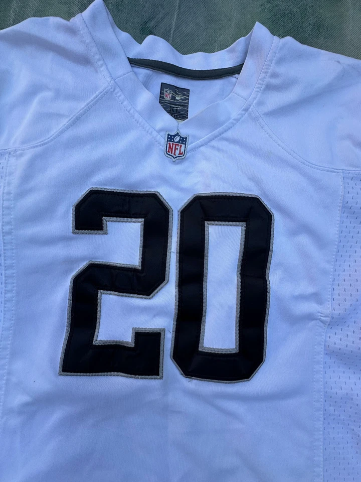 Camiseta Nike NFL Oakland Raiders Darren McFadden #20 Talla Juvenil XL. Foto 3 de 4