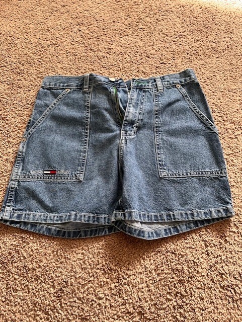 Picture 1 of 3