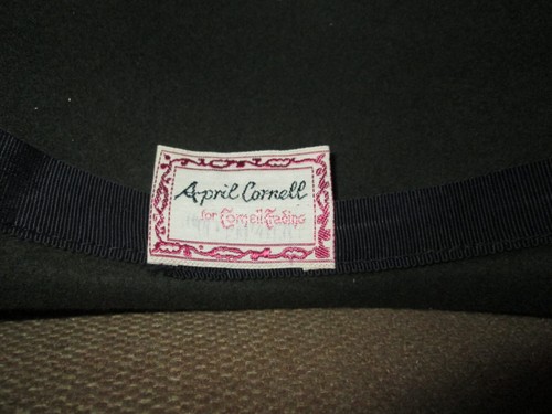 Vtg Women's APRIL CORNELL Olive Felt Bowler Gatsby Hat w/ Flower Embellishment - Picture 6 of 6