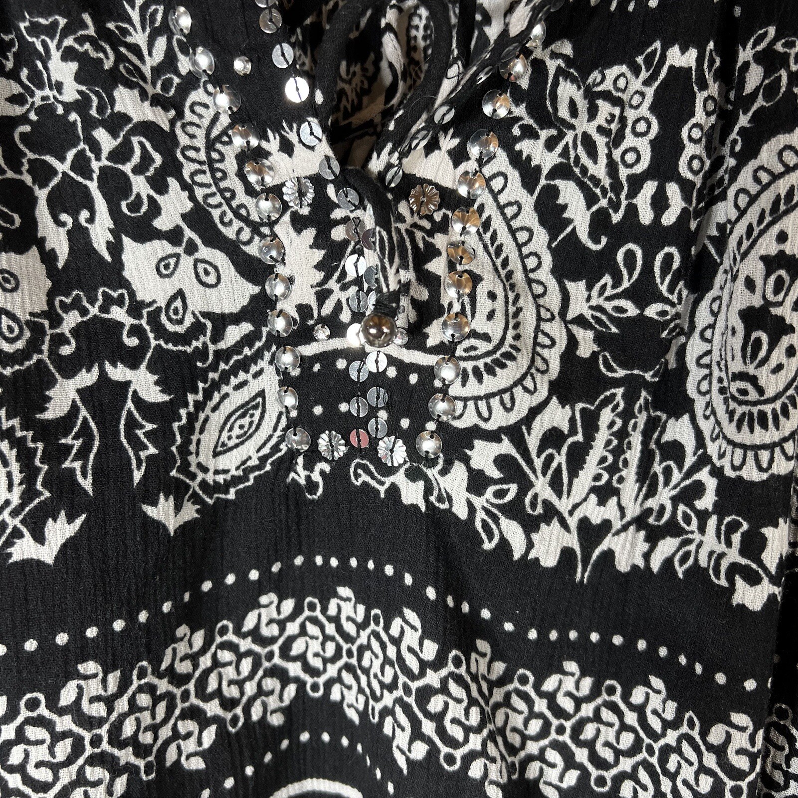 Notations Pullover Top Flutter Sleeve Black Blue … - image 3