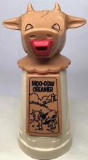 Vintage Cow Creamer Moo-Cow Whirley Industries Warren PA 6 3/8”H Plastic(44)