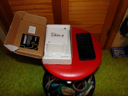 BLU VIEW 4 ANDROID SMARTPHONE,FLAG CASE,128 GB STORAGE CARD,SALE PRICED,USED !!! - Picture 3 of 8