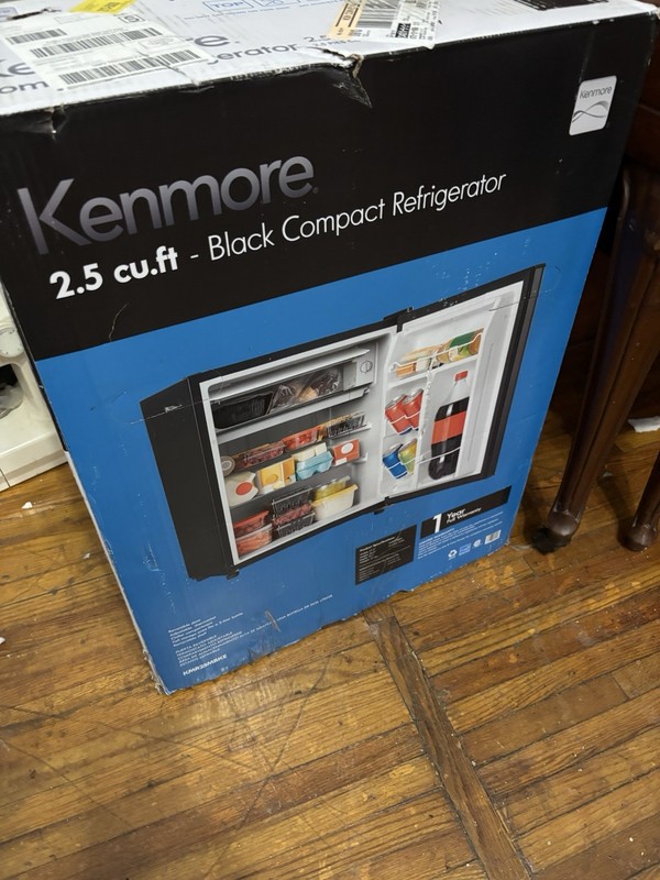 Kenmore Compact Dorm Refrigerator 2.5 Cu Ft Stainless Steel Brand New In Box