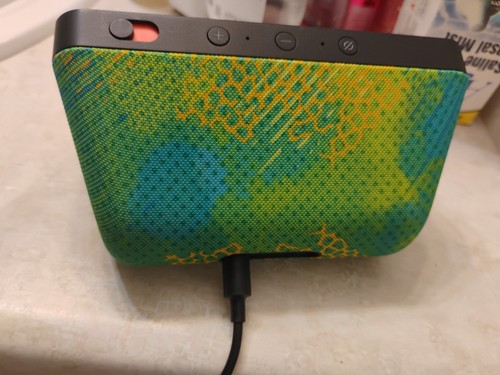Amazon Echo Show 5 Smart Display w/ Alexa C76N8S Black - GOOD CONDITION! - Picture 5 of 7