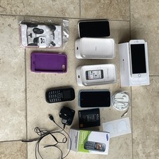 3 x Apple iPhone 1 x iPhone 6, 2 x 5c 16 GB tutti sbloccati 1 x Samsung Keystone 2