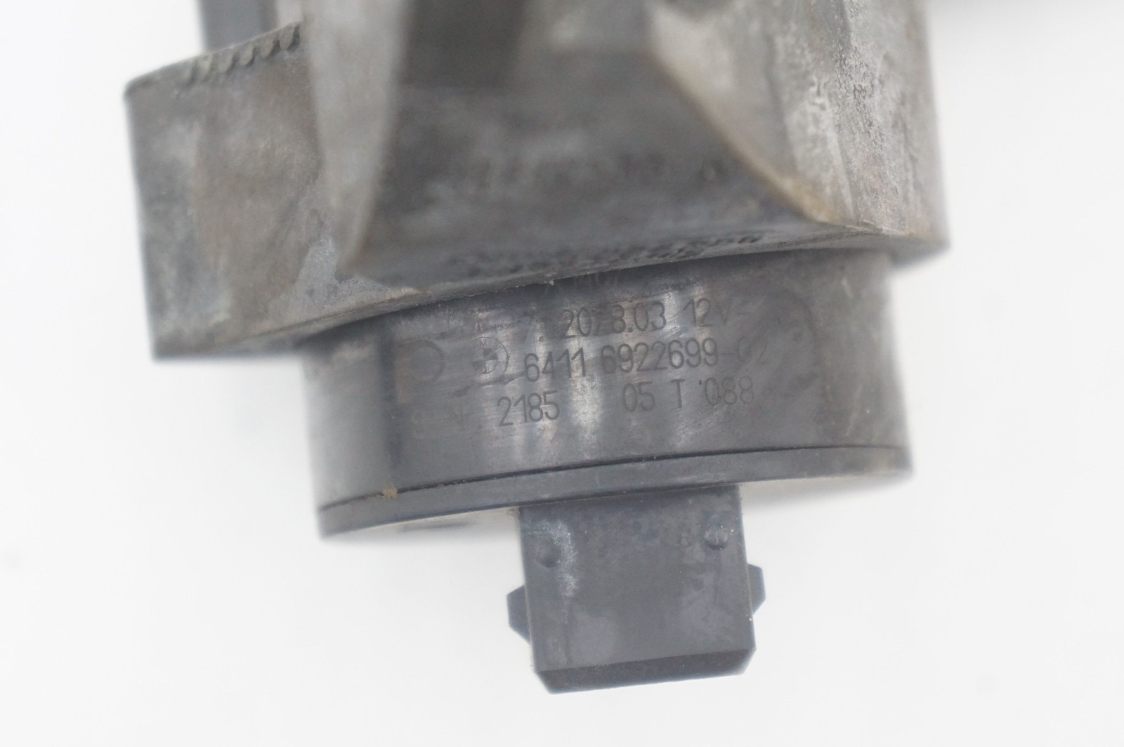 Auxiliary Circulating Water Coolant Pump 70207803 Rolls Royce Phantom Vii 2006