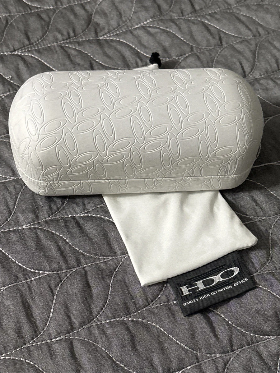 Oakley White Eyeglass Cases & Storage Sunglasses for sale | eBay display picture 3