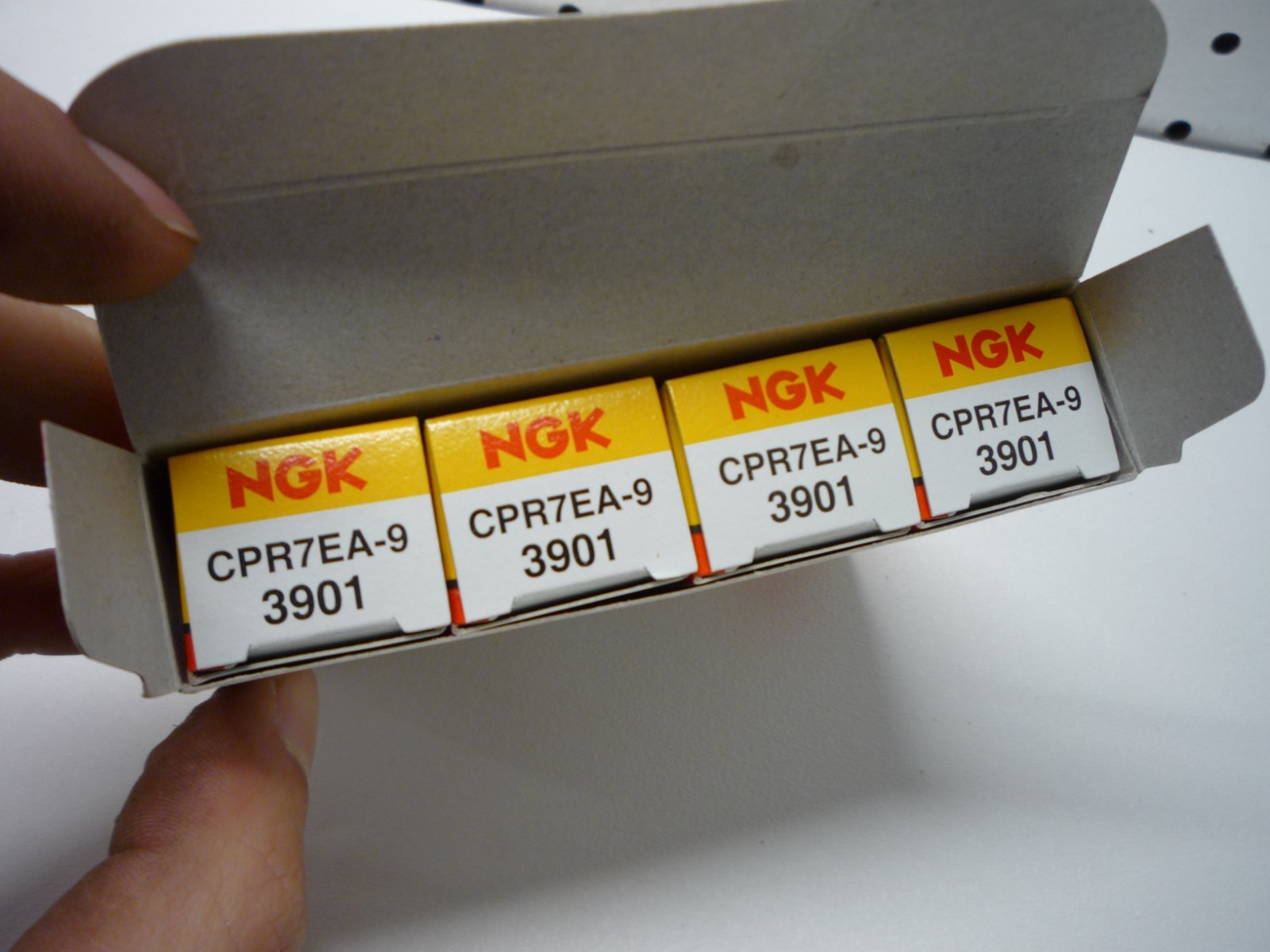 NGK Spark Plugs Plug Set of 4 Units New Set CPR7EA-9 3901