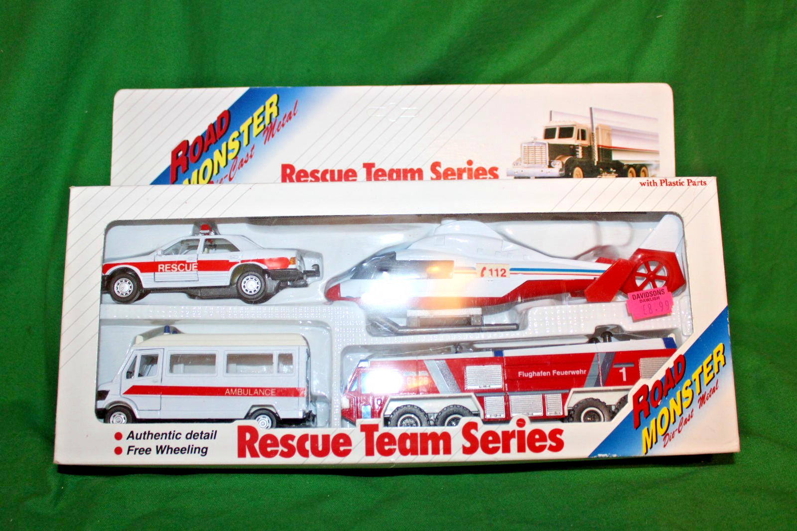 AUTOCRAFT ROAD MONSTERS RESCUE TEAM SERIES AMBULANCE FIRE TRUCK HELICOPTER &CAR