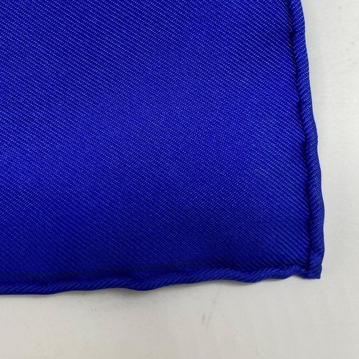 Hermes "EN COURSE" Carre 90 Silk 100% Scarf View 5