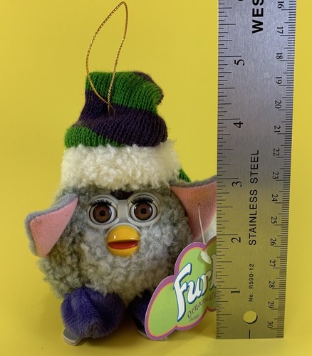 VINTAGE 90’s MINIATURE PLUSH FURBY w ICE SKATES CHRISTMAS TREE ORNAMENT WITH TAG - Picture 2 of 13
