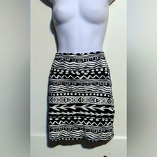 PINK LADIES BLACK AND WHITE BODYCON MINI SKIRT SZ S/P