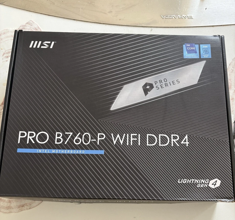 MSI PRO B760-P WiFi DDR4 LGA 1700 ATX Intel Scheda Madre - Immagine 2 di 4