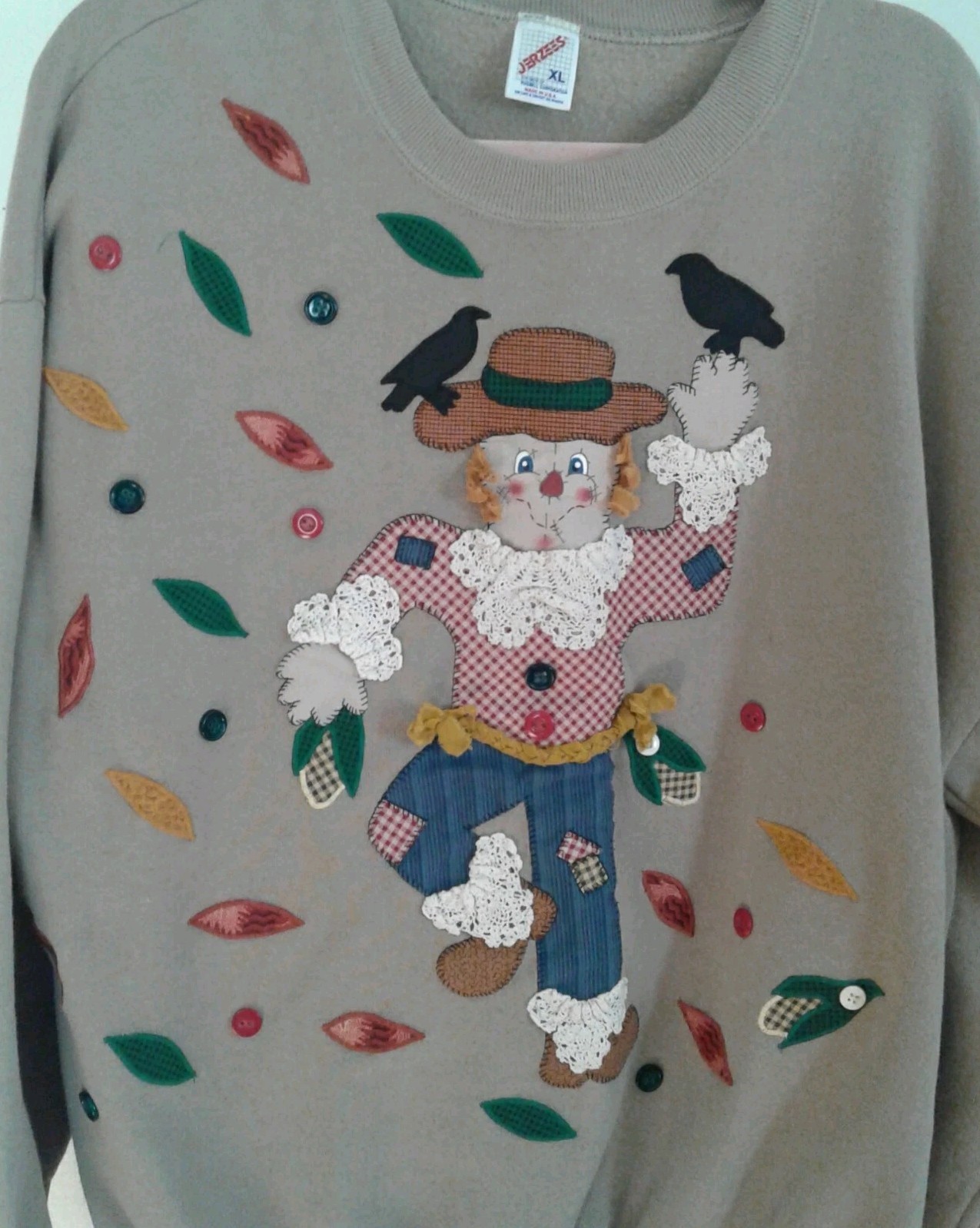 Vtg 3d Scarecrow Patchwork  sweatshirt  halloween… - image 1