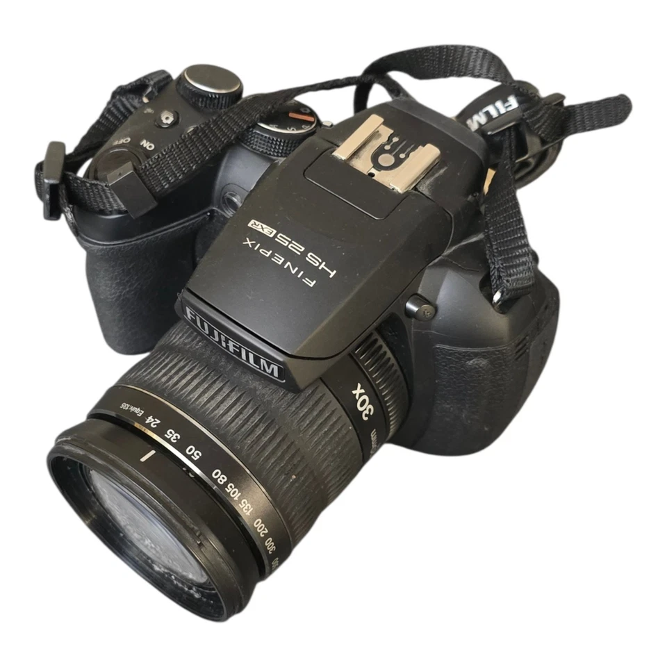 Fujifilm FinePix HS20EXR, photo 2 of 4