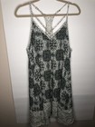 Foto 1 di 10