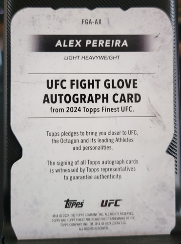 2024 Topps Finest UFC Alex Pereira Fight Glove Die-Cut Auto SSP #FGA-AX - Picture 2 of 2