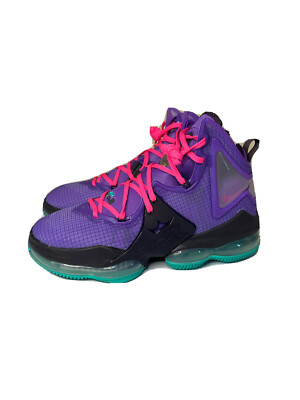 Nike Lebron XIX 19 