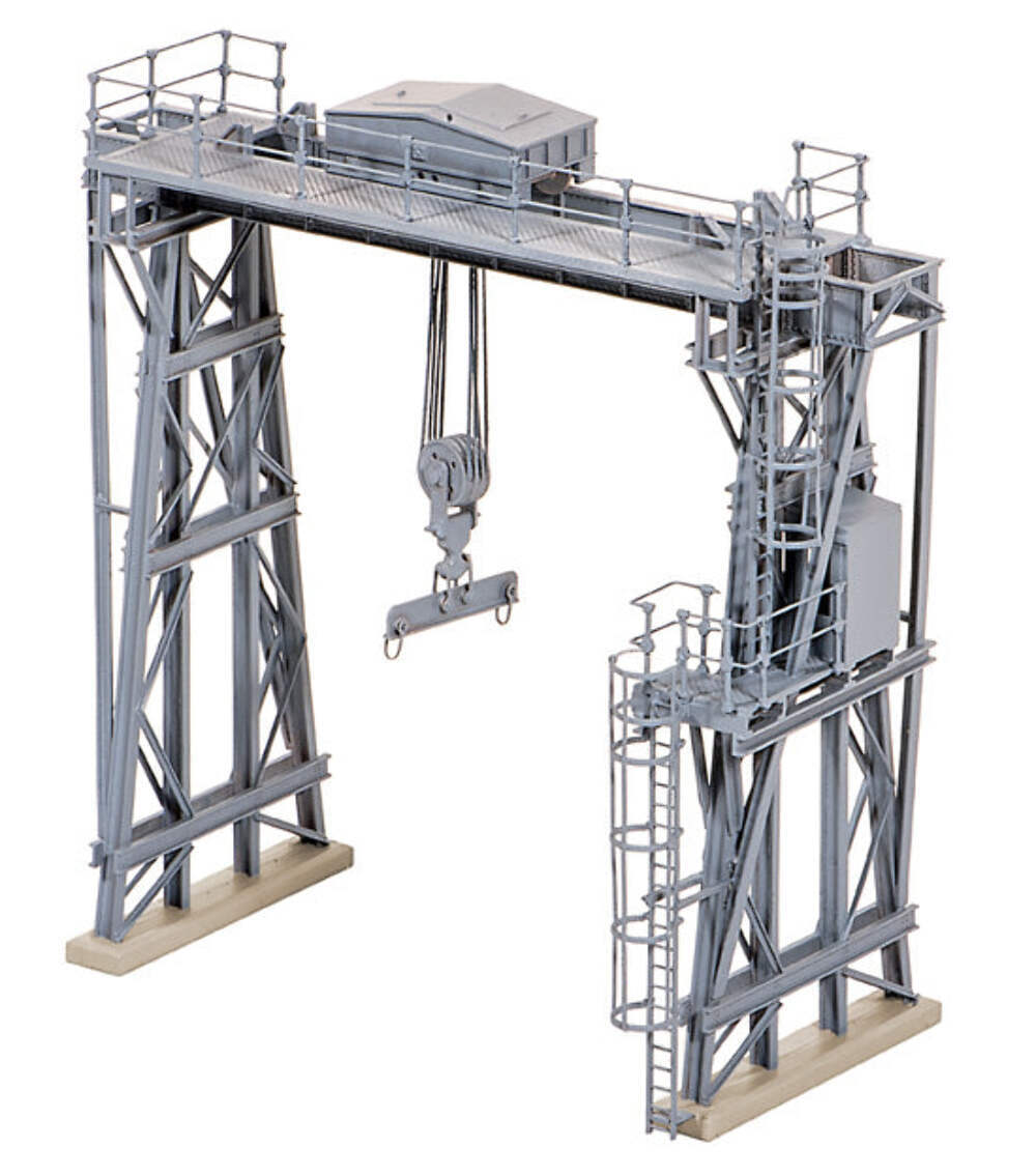 Ratio 546 OO Gauge Overhead Traversing Crane Kit