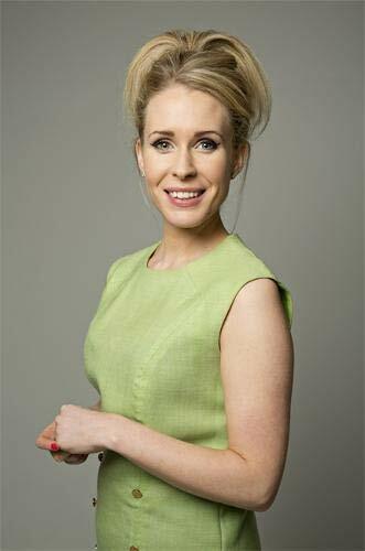 Drinking Custard: The Diary of a Confused Mum,Lucy Beaumont,Jon Richardson