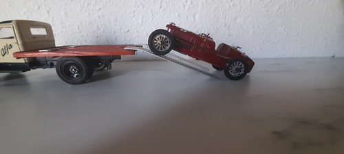 ALFA ROMEO 1/24 / camion ford 1/24 - Foto 3 di 14