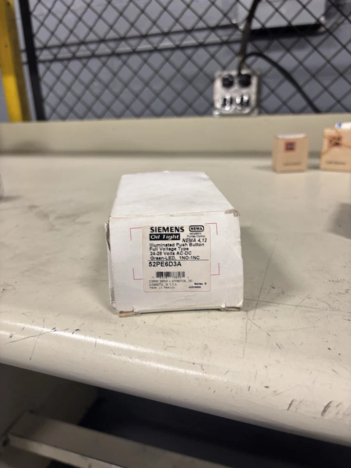 Siemens 52PE6D3A botão iluminado 24-28V AC/DC verde 1NO-1NC - Imagem 2 de 2