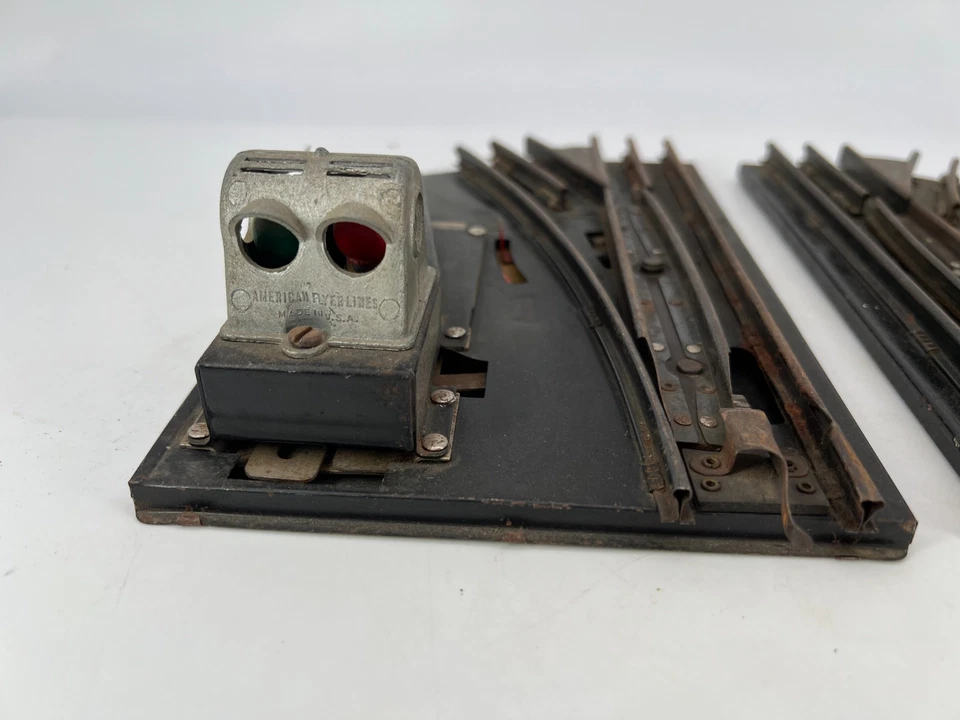 American Flyer #688 O Gauge Lot of (2) Switch Track Left/Right Fair Condition - Image 3 of 4