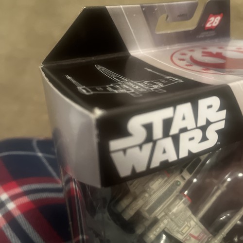 Star Wars Hot Wheels Starships Select Carson Teva's X-Wing Fighter #28 1:50 - Picture 7 of 8