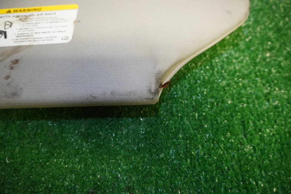 Chrysler 300 Passeneger 2005 2006 2007 parasol derecho OEM 1 pieza 01520 Foto 3 de 4