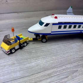 LEGO City Passenger Plane #3181 2010 90% Complete with Mini Figures Preowned