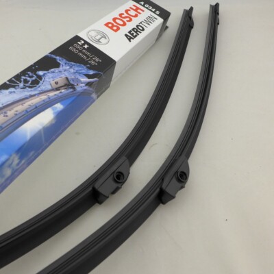 Bosch Front Windscreen Wiper Blades for Porsche Cayenne 92A VW Touareg 7P 7L A034S