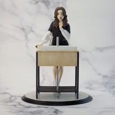 1/8 Scale Stylish Office Lady Figure Collectible Modern Art Statue (WITH SINK)