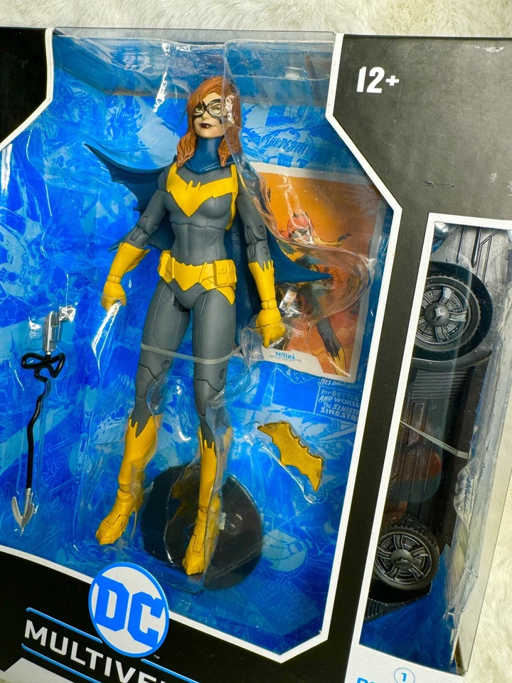 Nuevo CONJUNTO de 2 cajas - DC NIGHTWING & BATGIRL - Batman Batimóvil y TCG incluidos. Foto 3 de 4