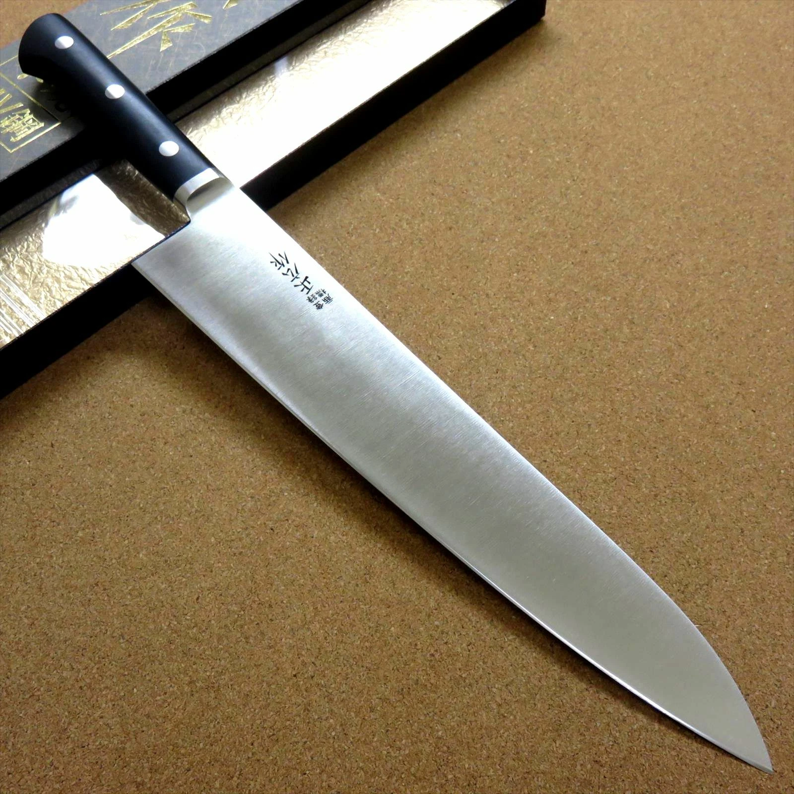 Japanese Masahiro Kitchen Gyuto Chef's Knife 300mm 12 inch MV Honyaki SEKI JAPAN
Opens in a new wind