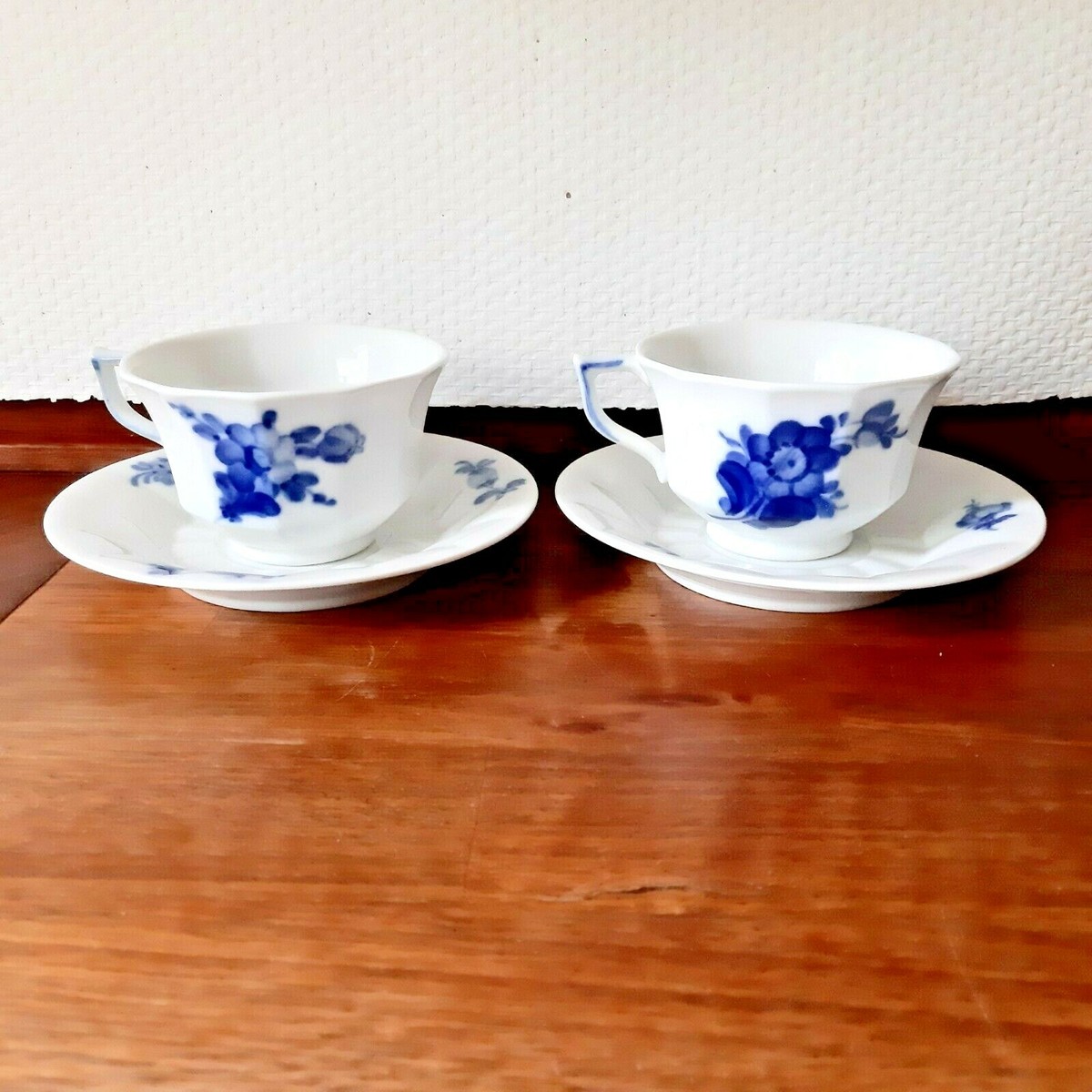Royal Copenhagen2×コーヒーBLUE FLOWERアンギュラ＃10～8608ロイヤル